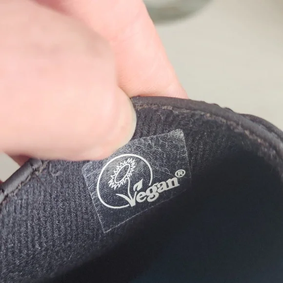 Size 8- Blowfish Malibu Vegan Ankle Western Cowboy Boots Booties- black - Picture 9 of 9